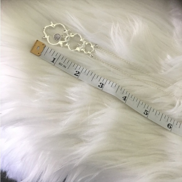 Avon Keystone Long Pendant necklace and earring set silver tone
New in … - Picture 15 of 16